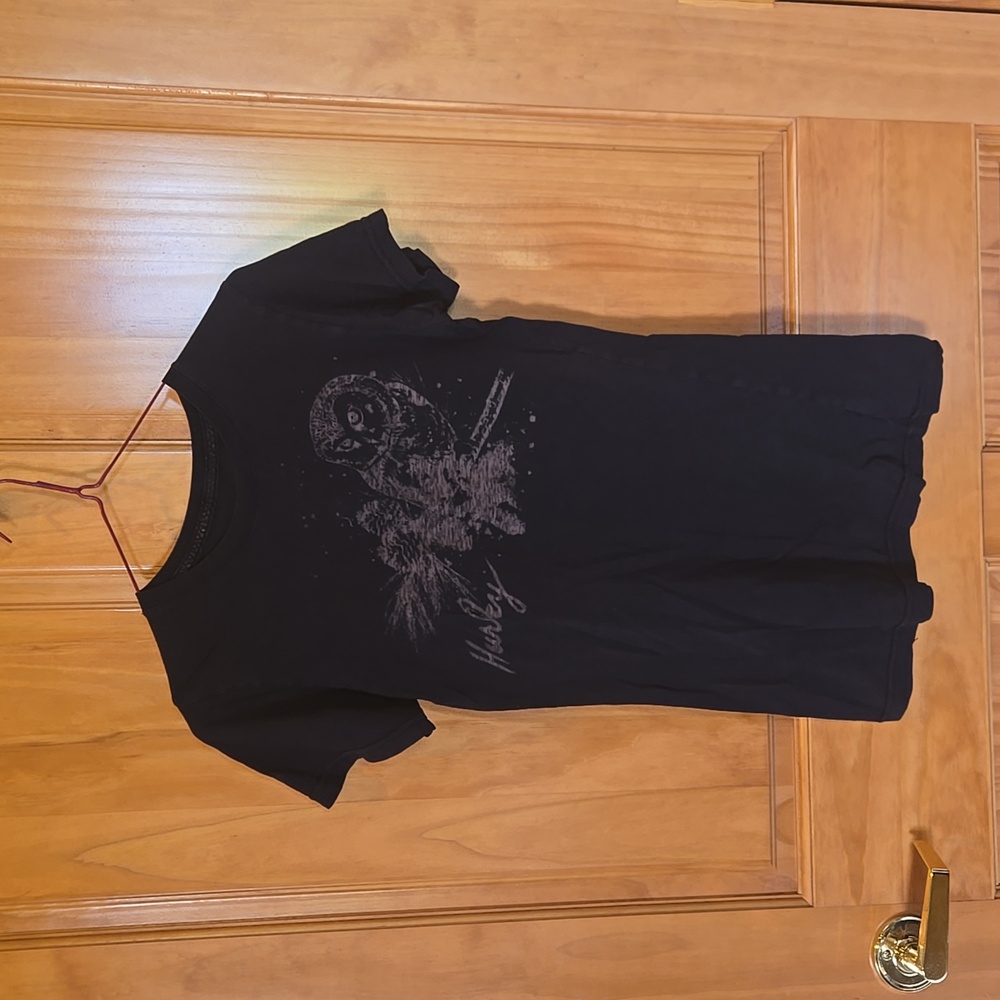 Womens Hurley graphic tshirt